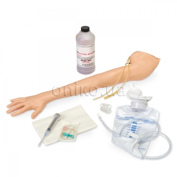 Model ruky pro injekci 6letého dítěte
